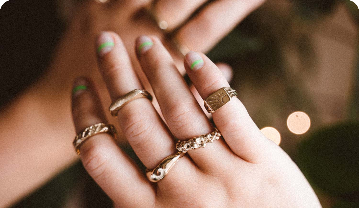 Hand modelling rings from a bespoke jewellery kit